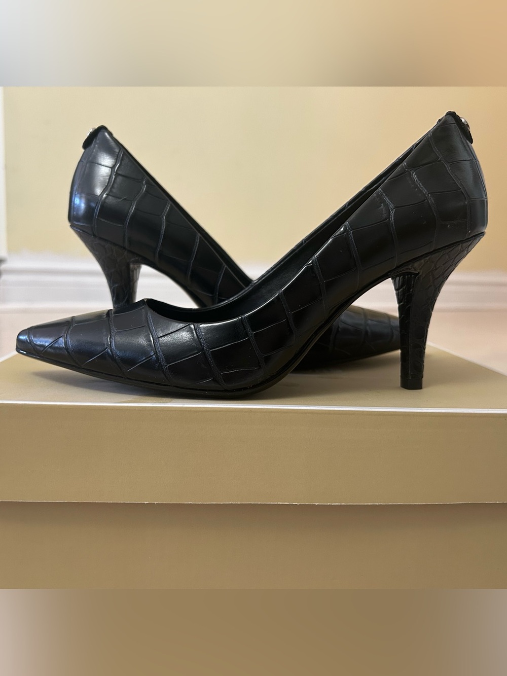 Michael Kors Black Croc-Embossed Pointed Pumps